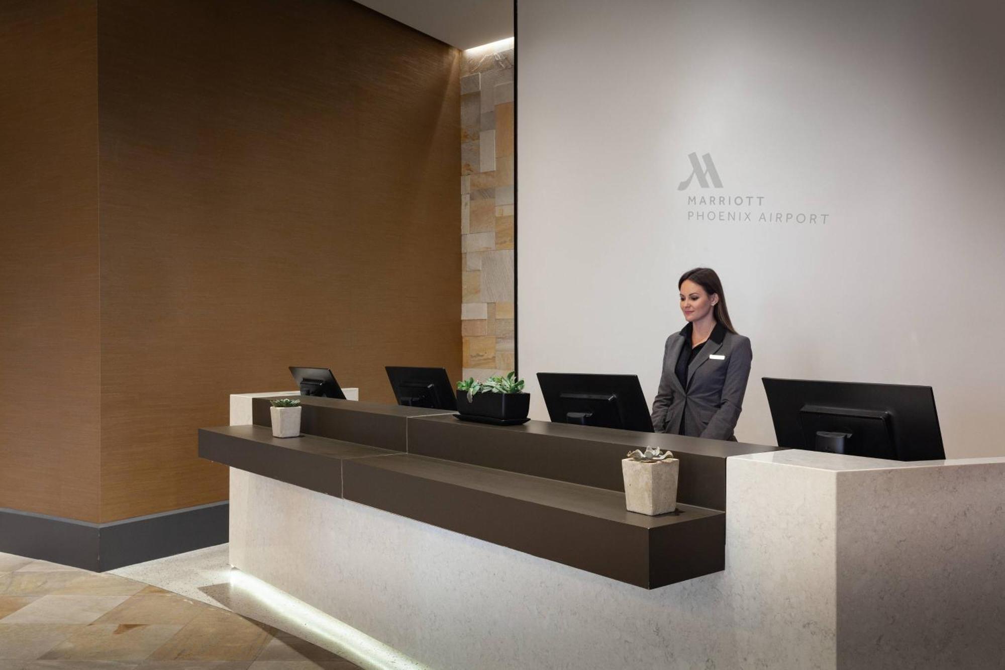 Marriott Phoenix Airport Exterior photo